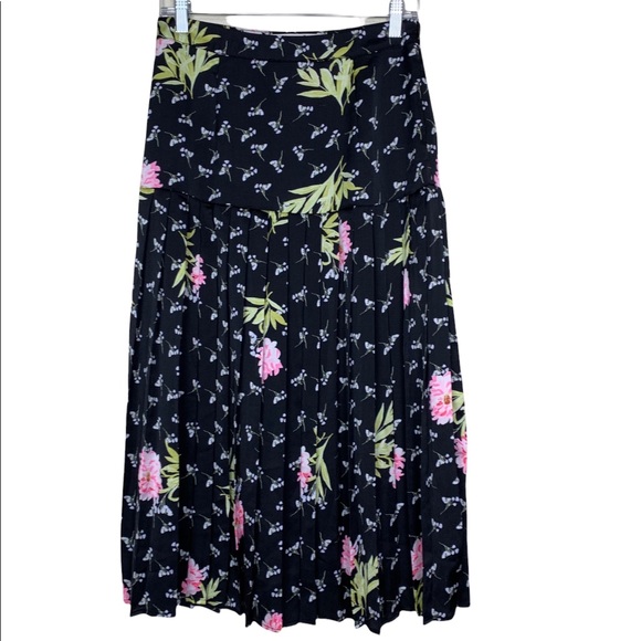 Liquorish ASOS Floral Drop Waist Micro Pleated Black Midi Skirt US 6 - Picture 4 of 7